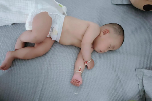 樟树1岁宝宝可以吃盐吗